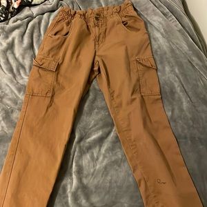 Size 7 cargo joggers. Never worn